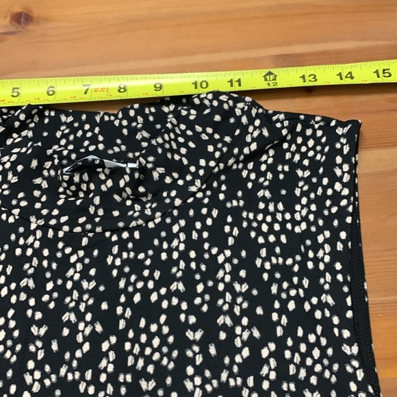 Reitman’s NWT Sleeveless Black w Beige Top w Stretch, Wrinkle Free, Four season - Picture 10 of 12